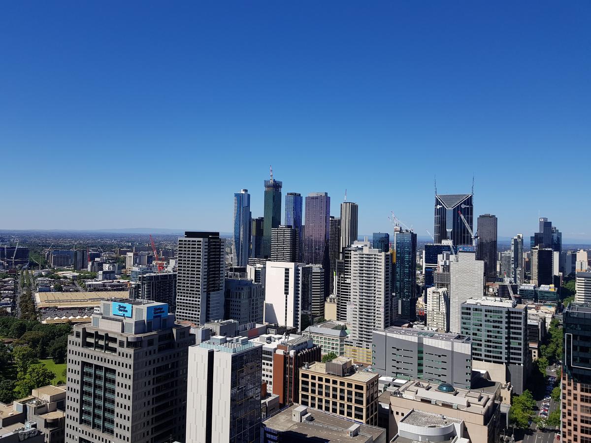 Apartments On The Fifth Melbourne City Exterior foto