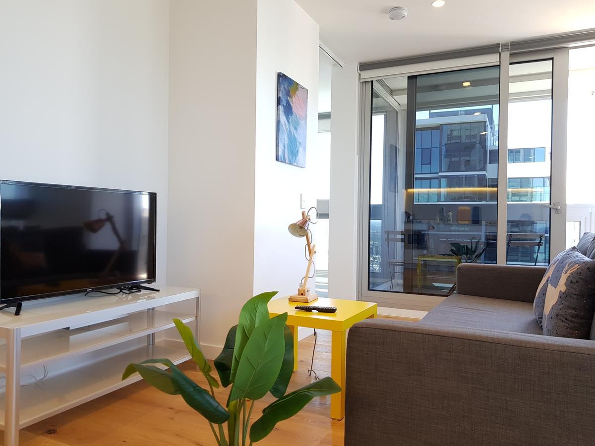 Apartments On The Fifth Melbourne City Exterior foto