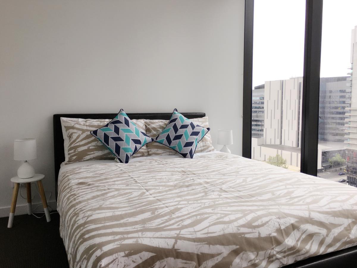 Apartments On The Fifth Melbourne City Exterior foto